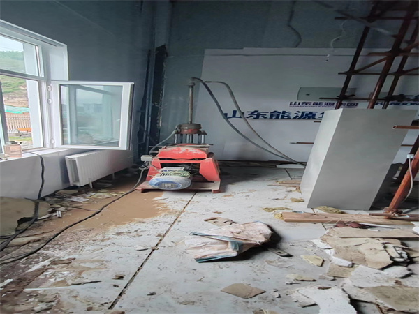 昭阳地基基础下沉墙体裂缝加固注浆顶升施工