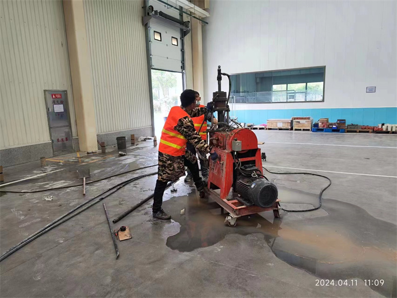 昭阳厂房地面下沉塌陷注浆加固施工